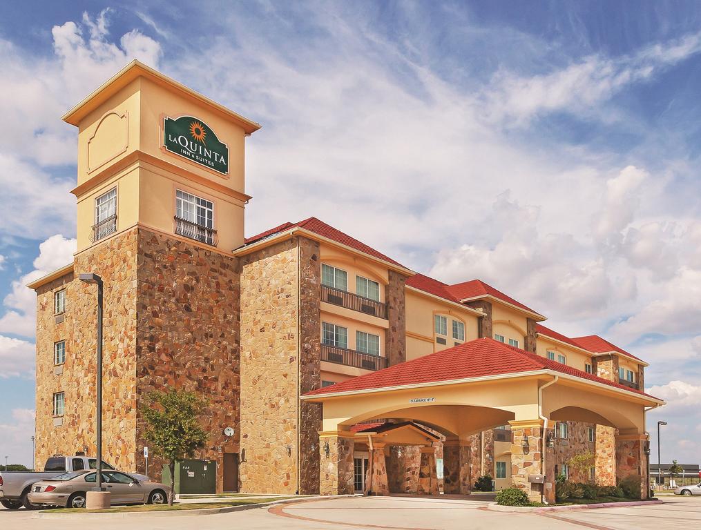 La Quinta Inn and Suites McKinney