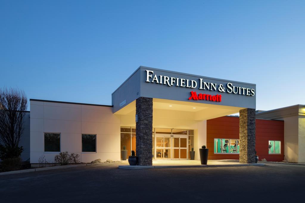 Fairfield Inn and Suites Paramus