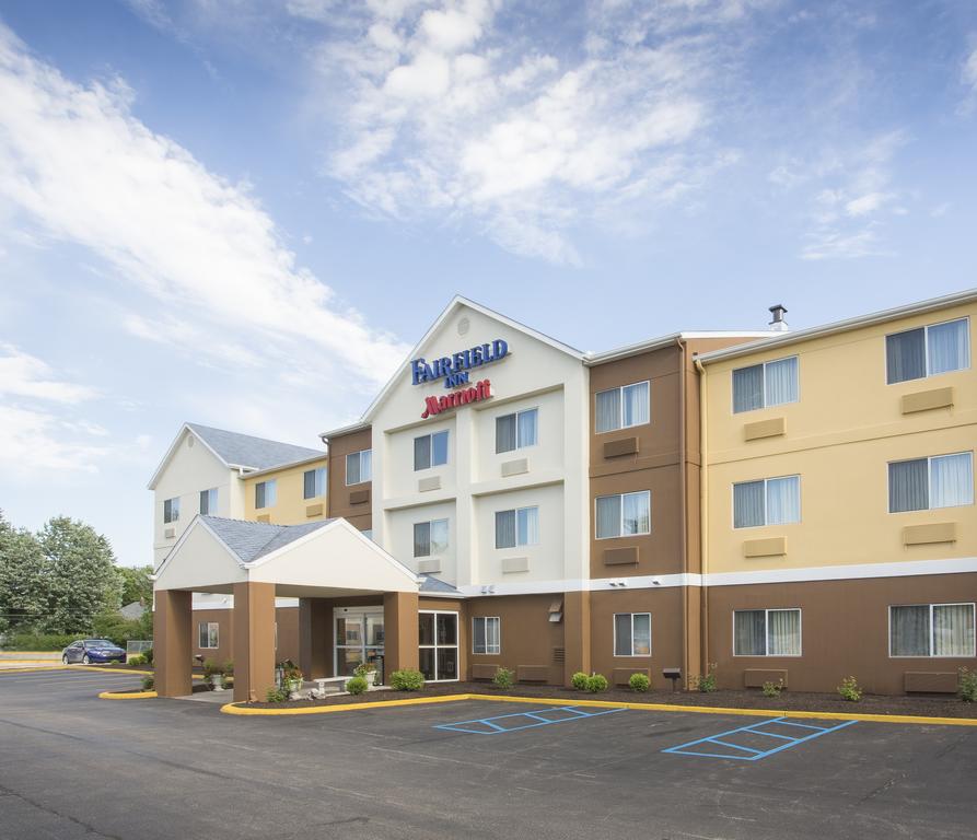 Fairfield Inn and Suites Terre Haute