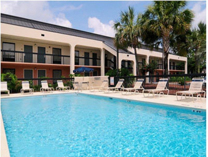 Baymont Inn and Suites Tallahassee