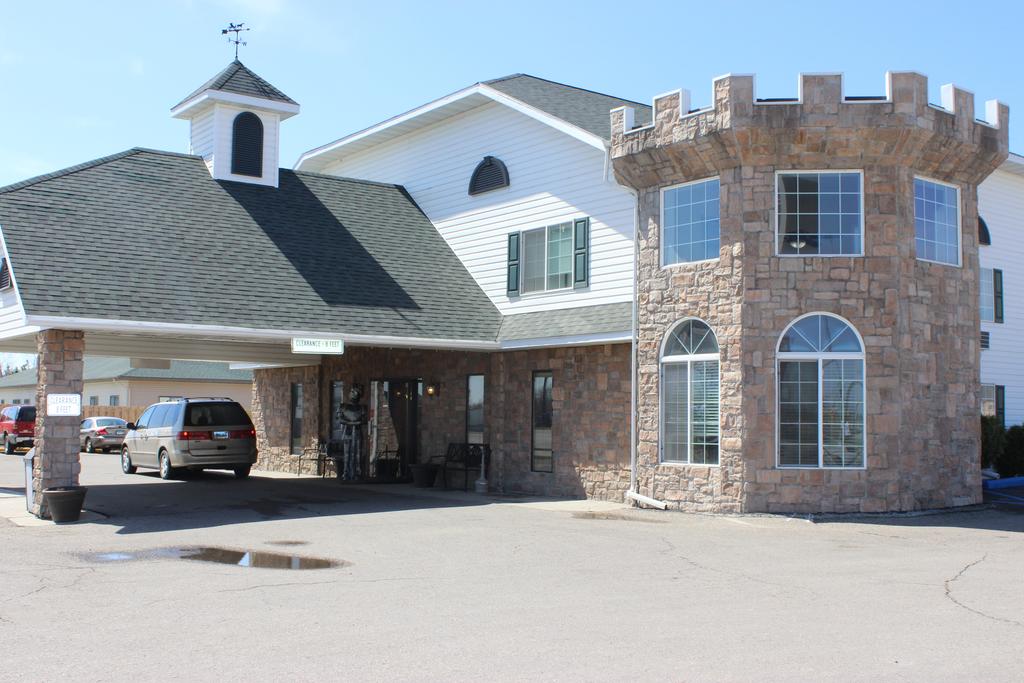 Knights Inn Grand Forks