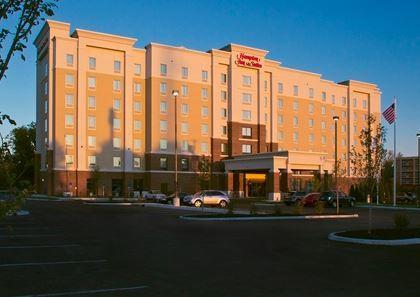 Hampton Inn and Suites Columbus-University Area