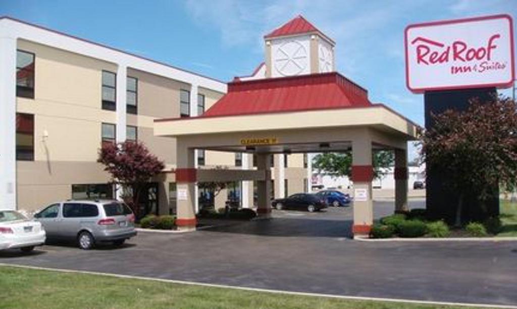 Red Roof Inn and Suites Columbus-WBroad