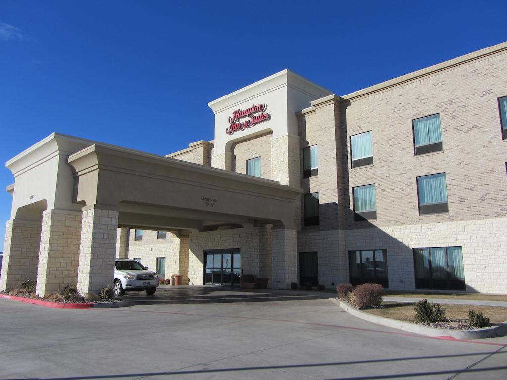 Hampton Inn and Suites Dumas