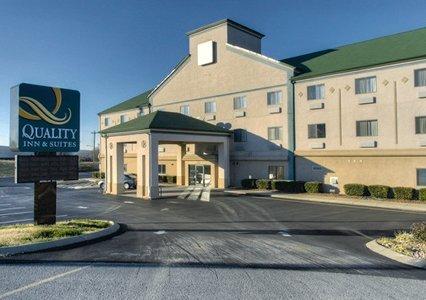 Quality Inn and Suites La Vergne