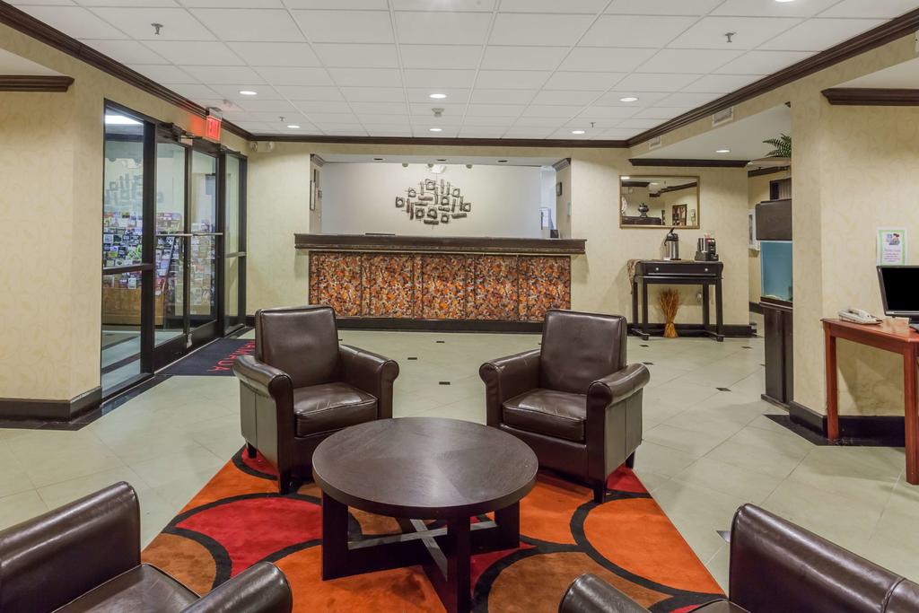 Ramada La Vergne-Nashville