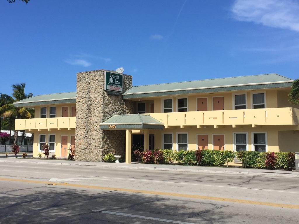 Curtis Inn and Suites