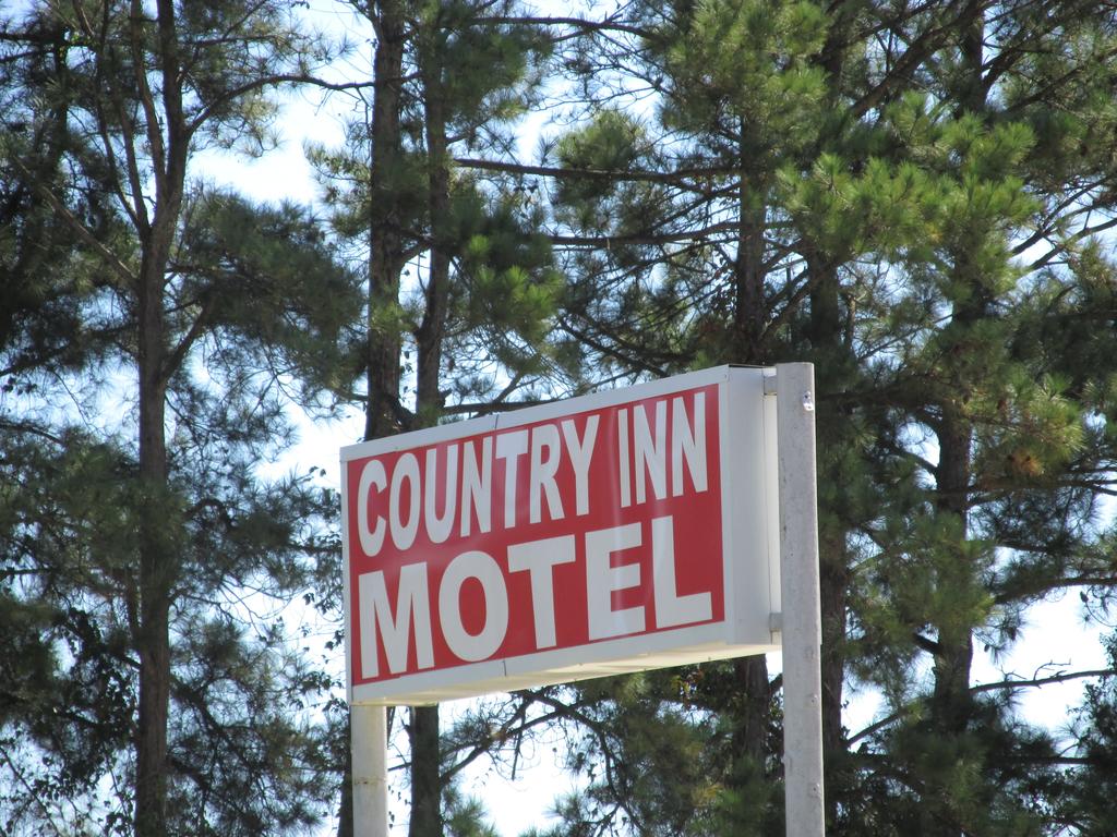 Country Inn Motel