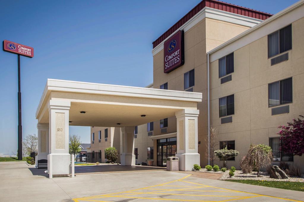 Comfort Suites Bloomington