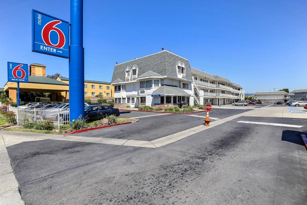 Motel 6 Oakland Airport