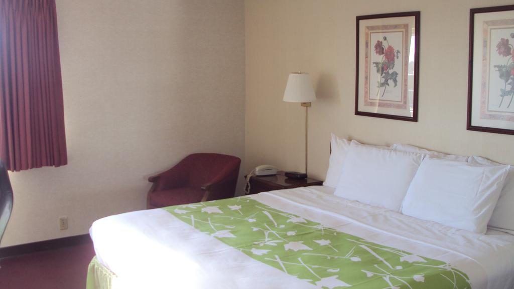 Americas Best Value Inn Warrenton