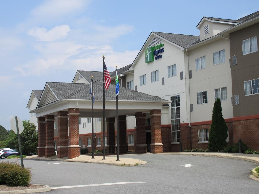 Holiday Inn Express Charlottesville - Ruckersville