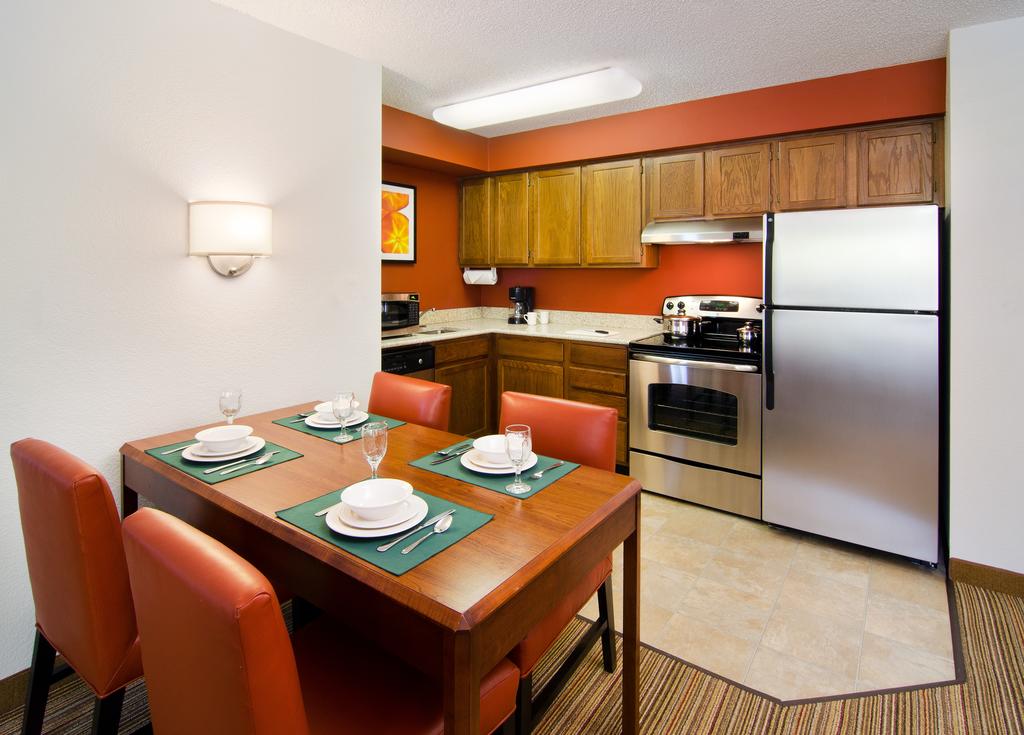 Residence Inn Fresno