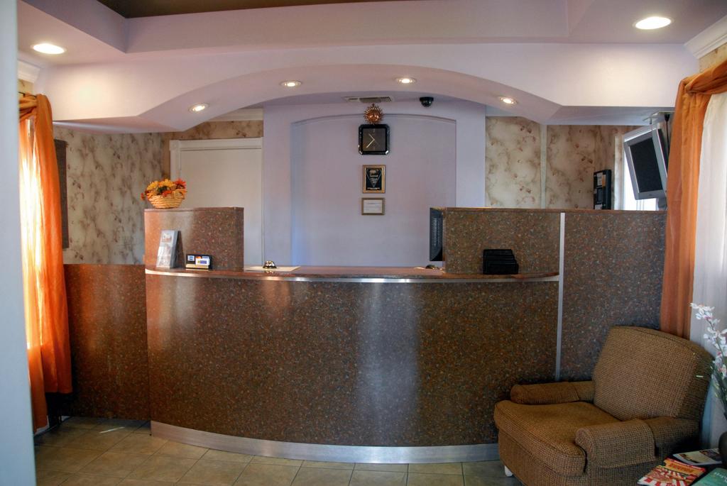 Ambassador Inn and Suites