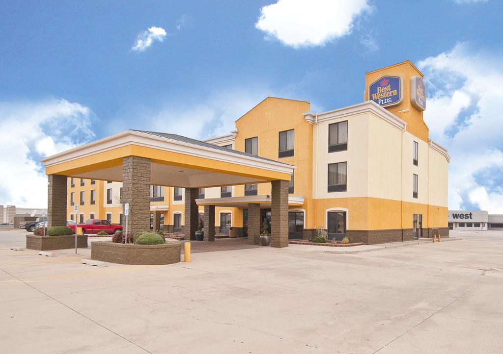 BEST WESTERN PLUS Memorial Inn and Suites