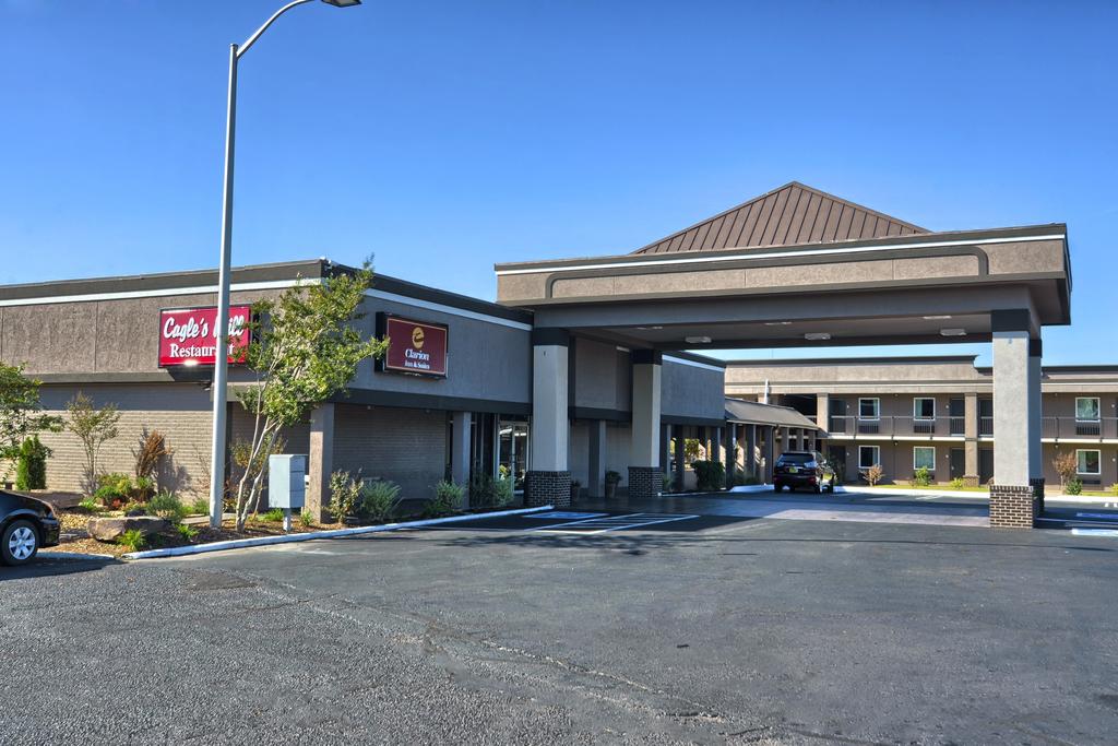 Clarion Inn and  Suites - Russellville