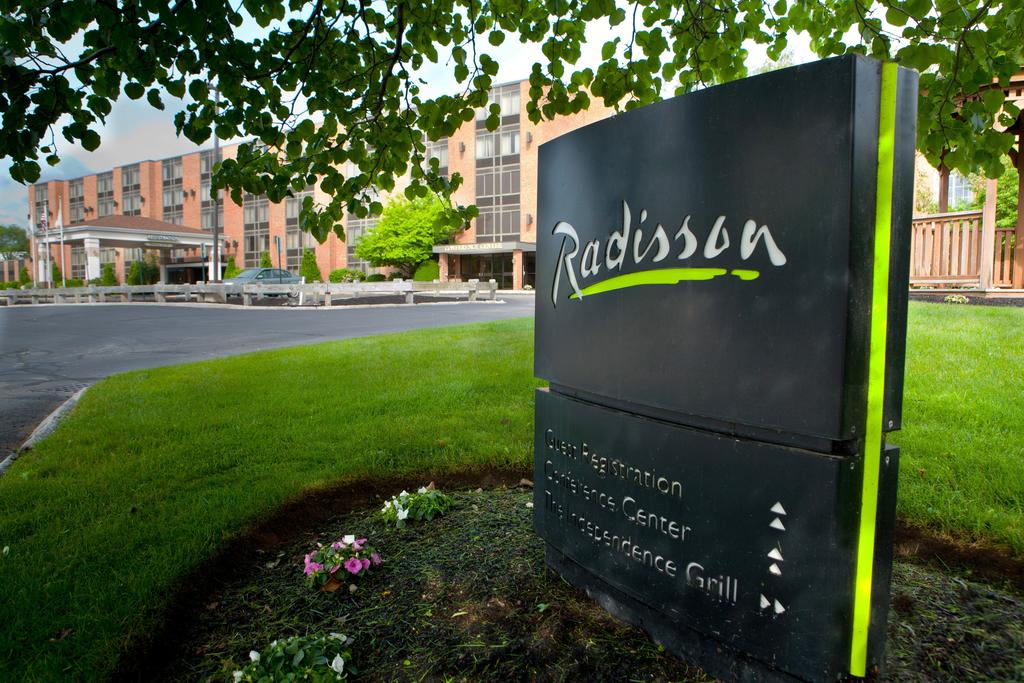 Radisson Hotel and Suites Chelmsford-Lowell