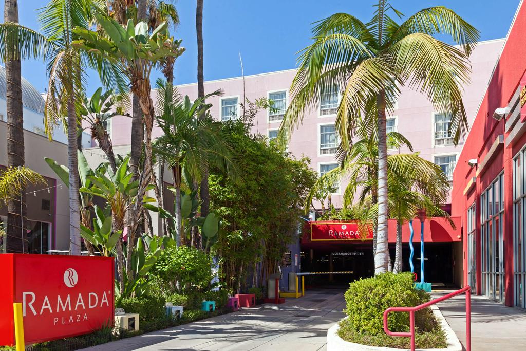 Ramada Plaza West Hollywood Hotel and Suites