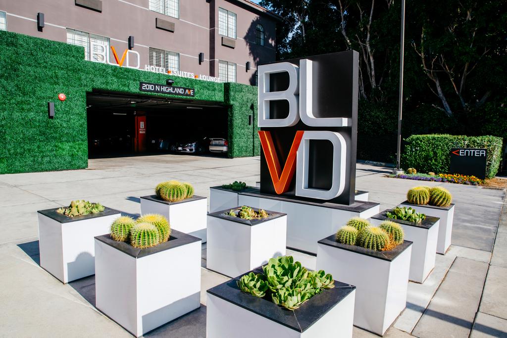 The BLVD Hotel and Suites