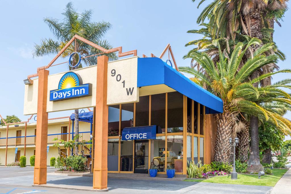 Days Inn Los Angeles Lax Airport-Venice Beach-Marina Del Ray