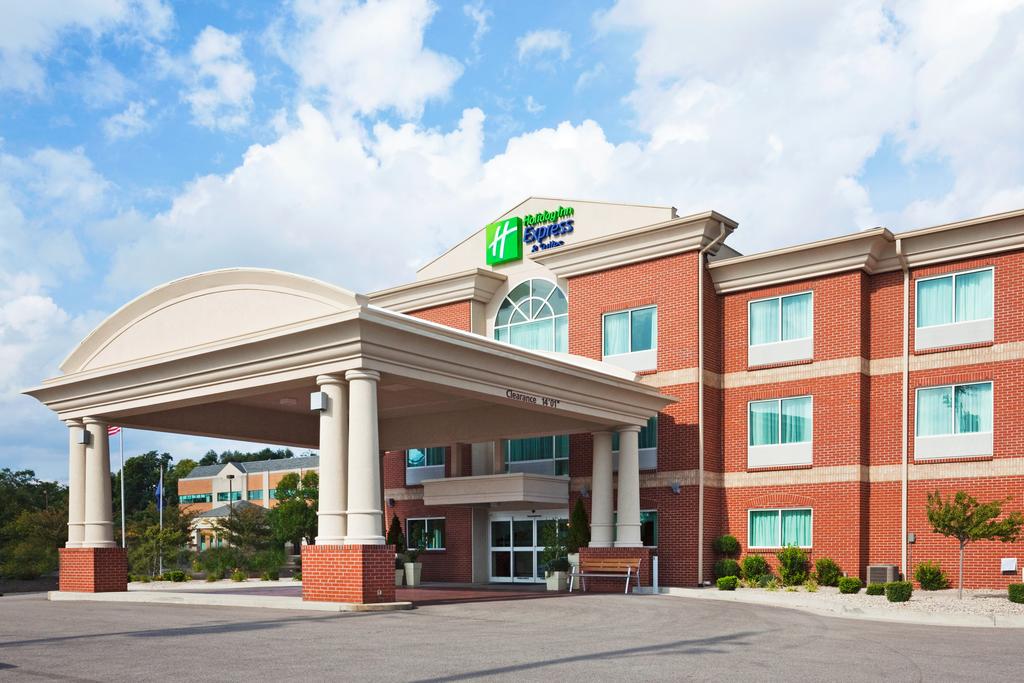 Holiday Inn Express Hotel and Suites Cincinnati Southeast Newport