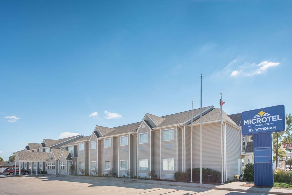 Microtel Inn and Suites by Wyndham Altus