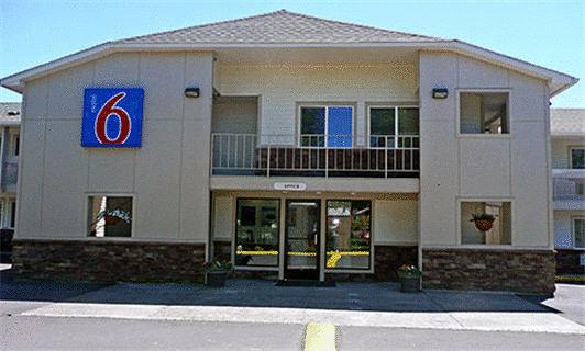 Motel 6 Mcminnville