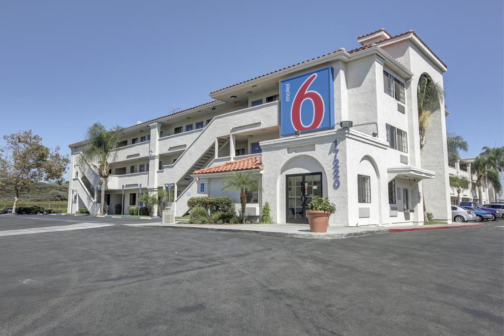 Motel 6 Los Angeles - Bellflower