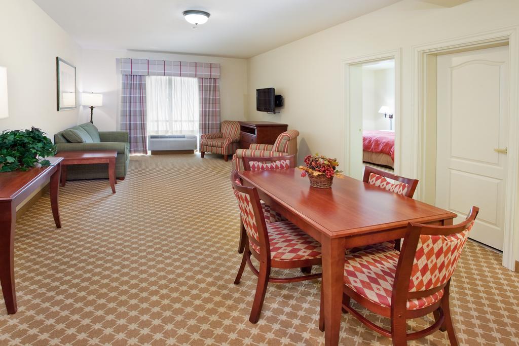 Country Inn and Suites By Carlson Tifton GA