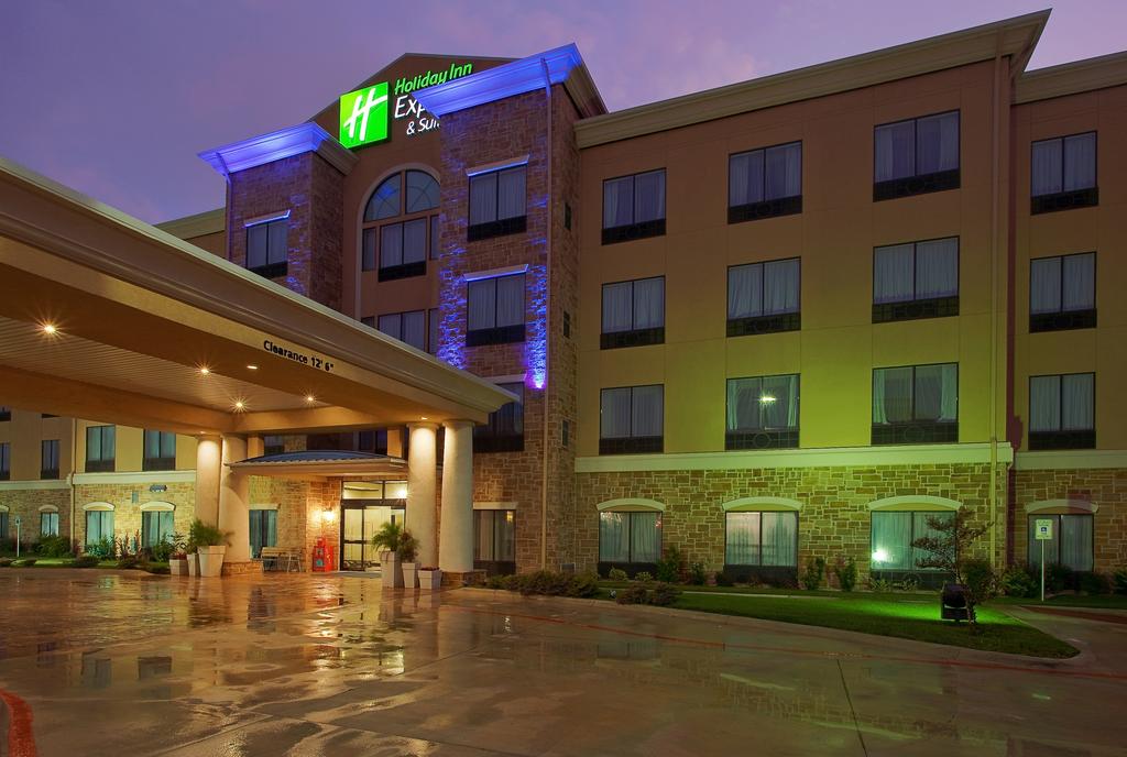 Holiday Inn Exp Stes Seguin