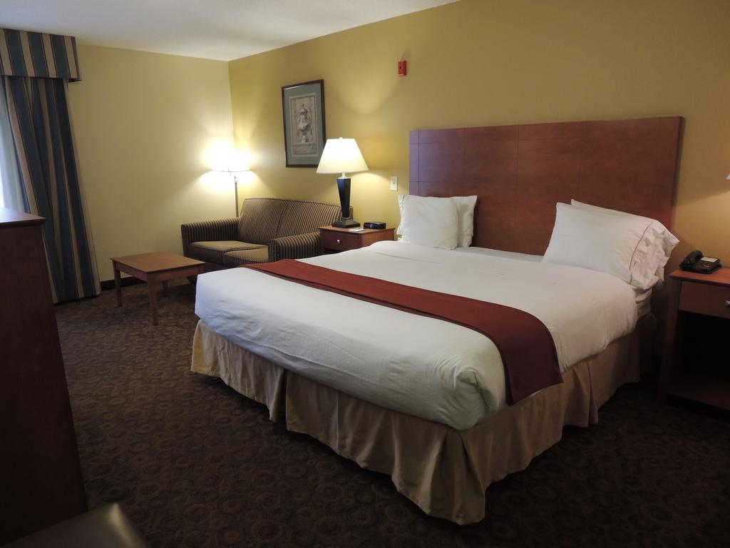 Holiday Inn Express Suite Trussville