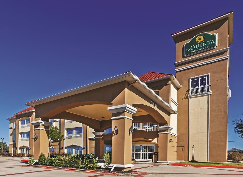 La Quinta Inn and Suites Angleton