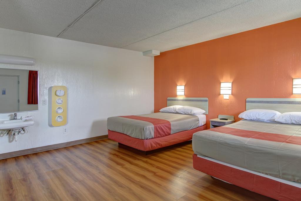 Motel 6 Cleveland Intl Airport - North Ridgeville