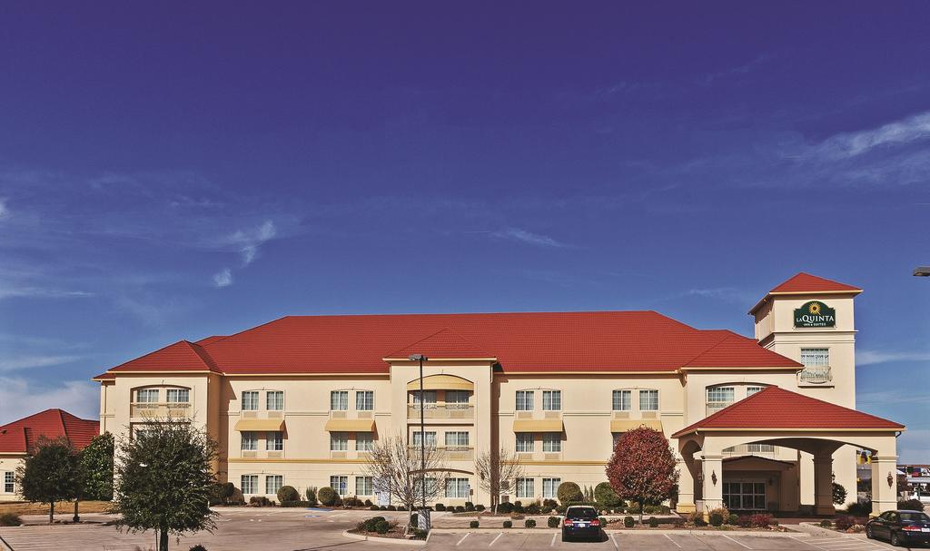 La Quinta Inn and Suites Eastland