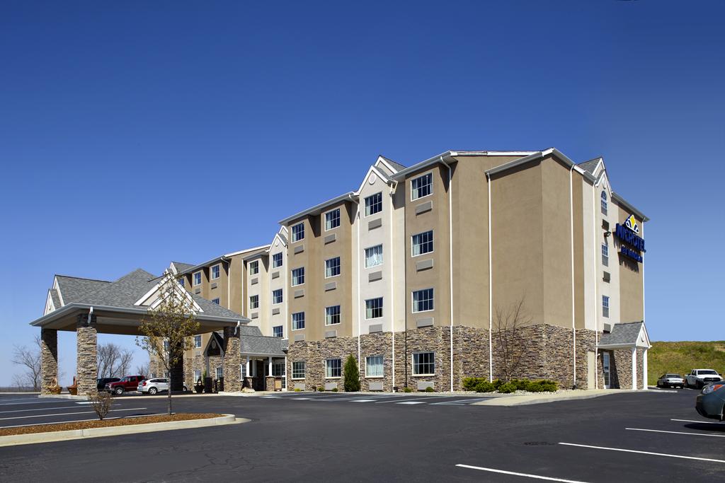 Microtel Inn and Suites by Wyndham Wheeling - Highlands