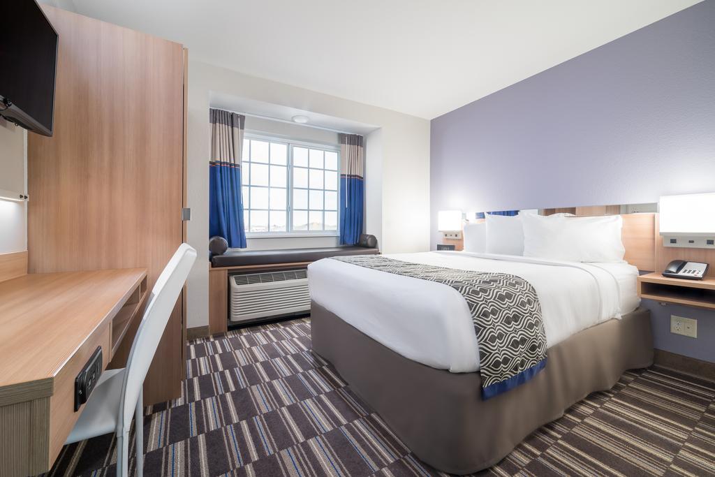 Microtel Inn and Suites By Wyndham Moorhead Fargo Area