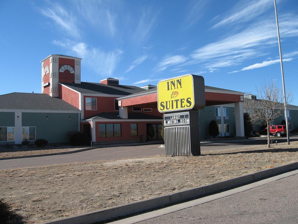 Tyme Square Inn Suites