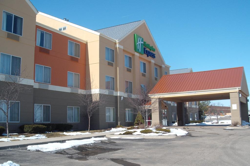 Holiday Inn Express Lapeer