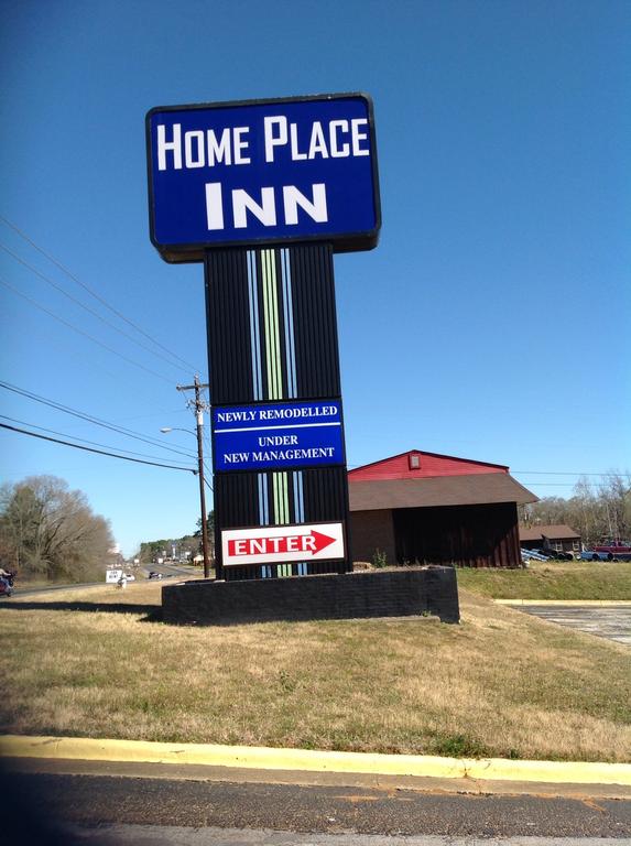 Homeplace Inn and Suites