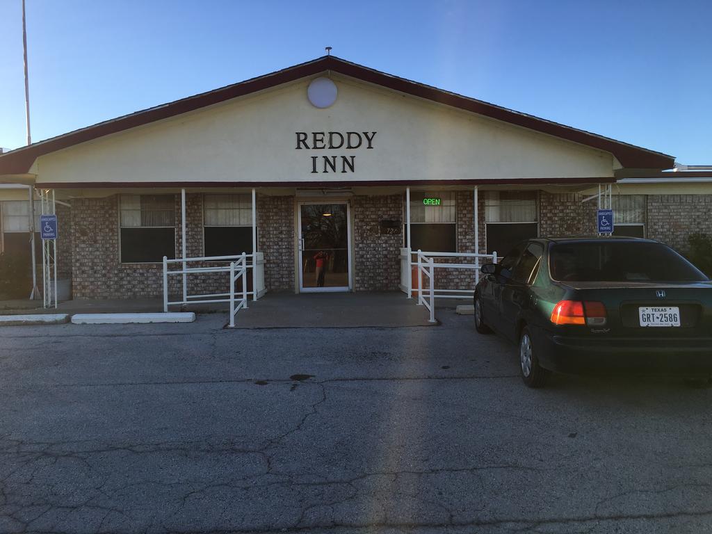 Reddy Inn and Suites