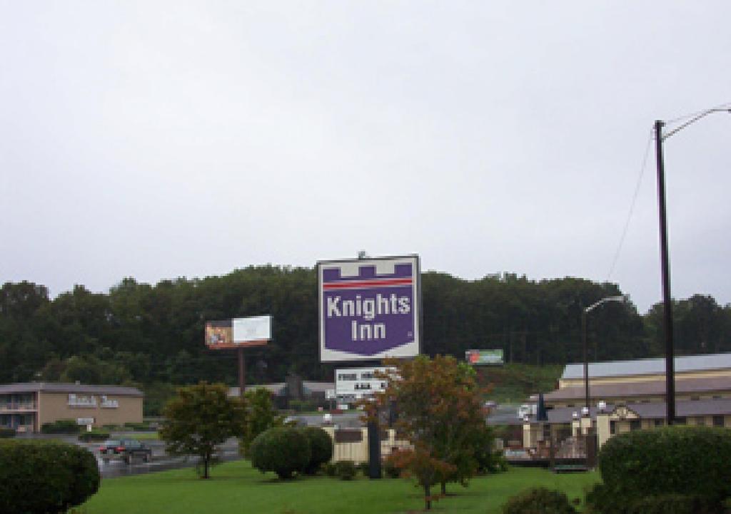 Knights Inn Collinsville VA