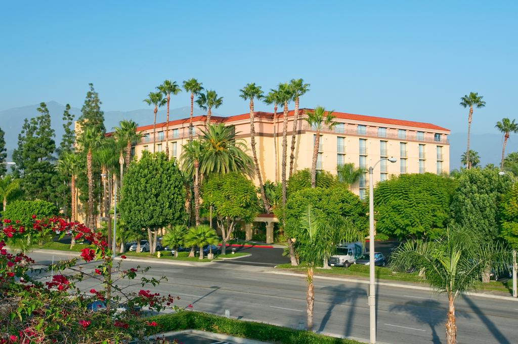 Embassy Suites Arcadia - Pasadena Area