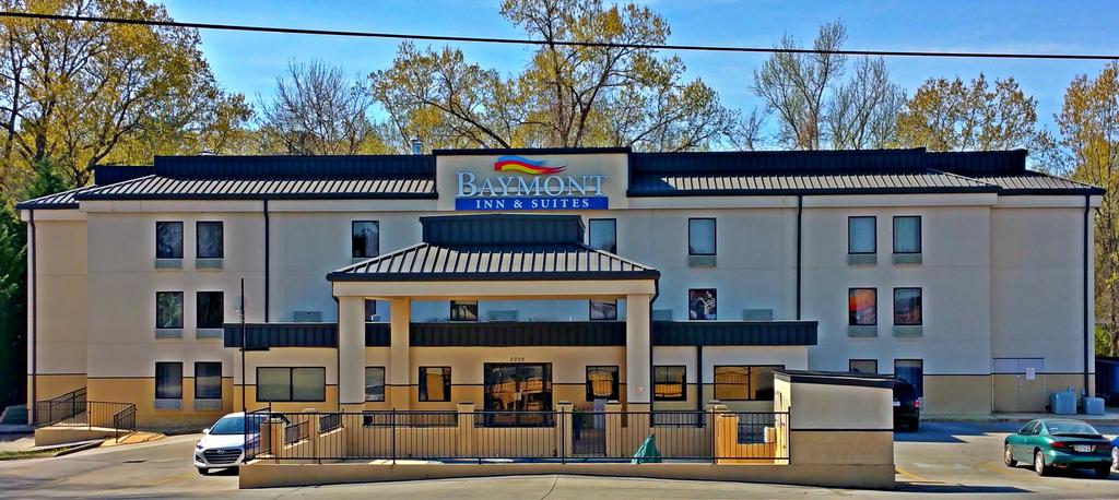 Baymont Inn and Suites Rome