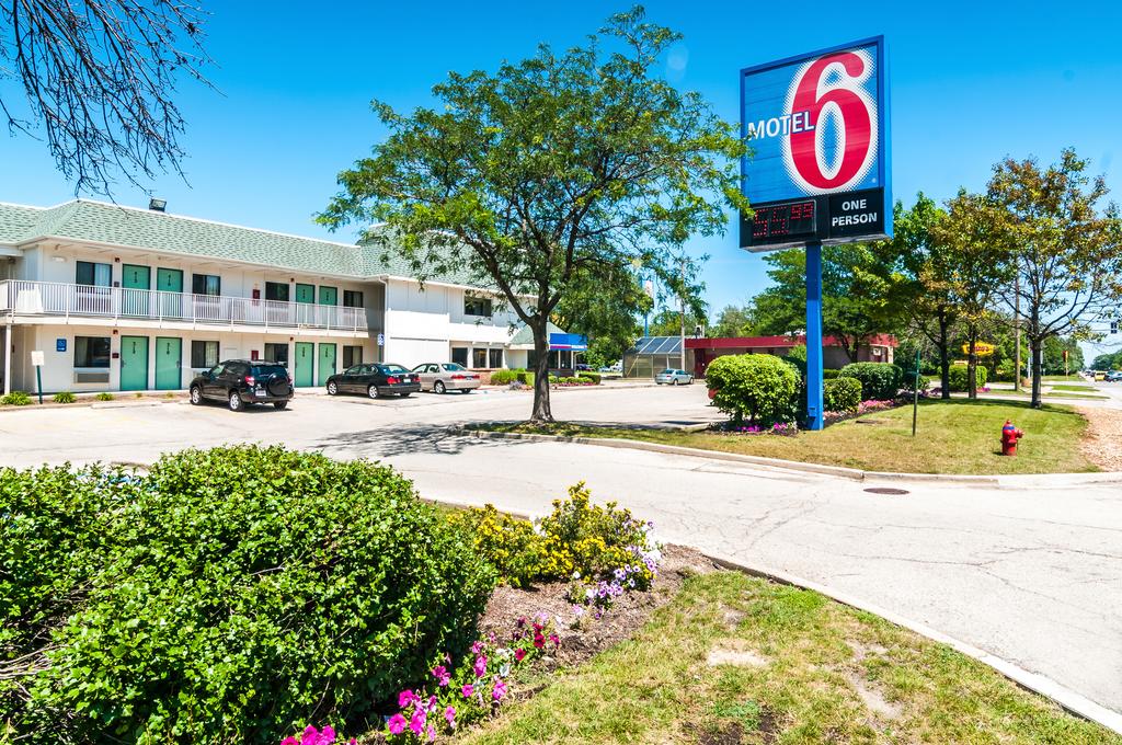 Motel 6 Chicago OHare - Schiller Park