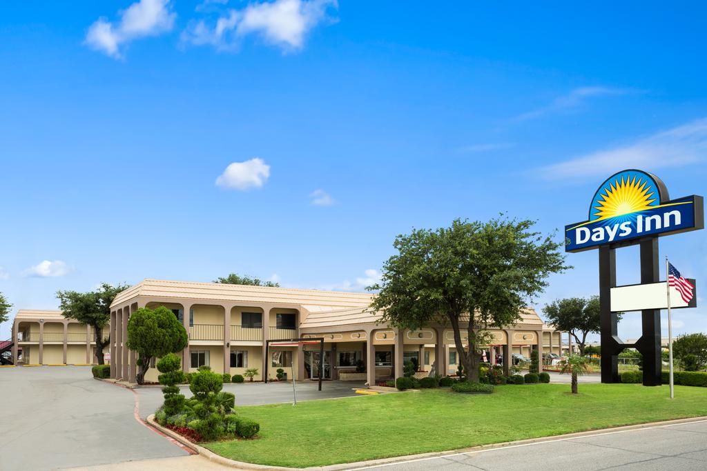 Days Inn Dallas Irving Market Center