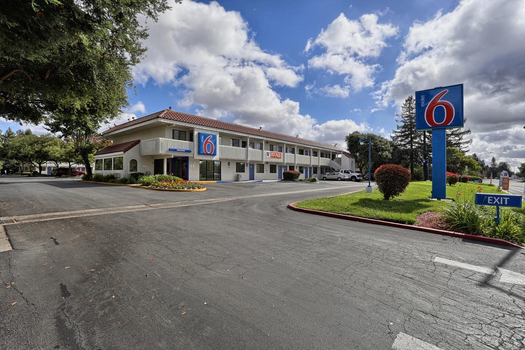 Motel 6 Petaluma