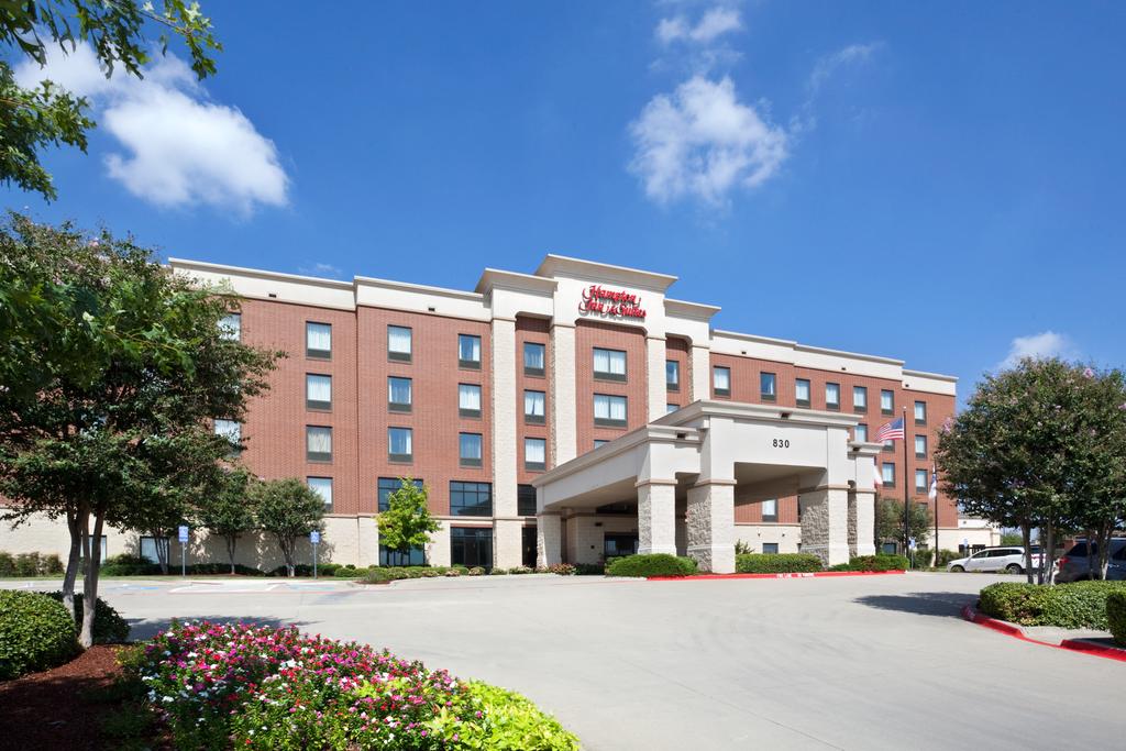 Hampton Inn and Suites-Dallas Allen - TX