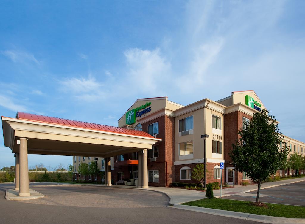 Holiday Inn Express Suites Northville