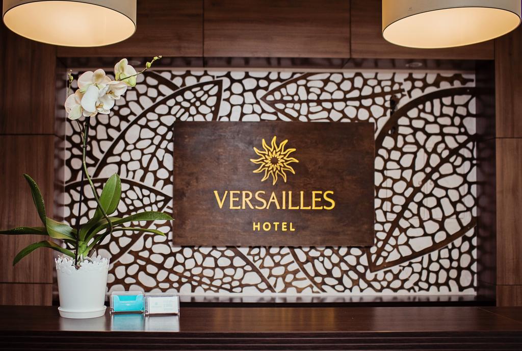 Hotel Versailles