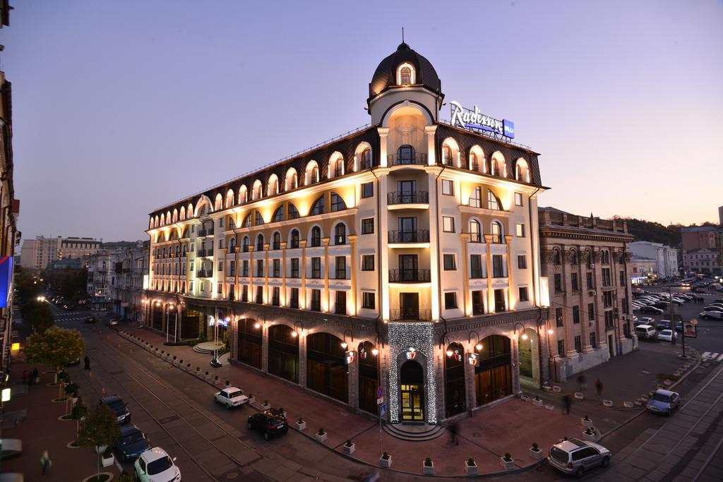 Radisson Blu Hotel Kyiv Podil